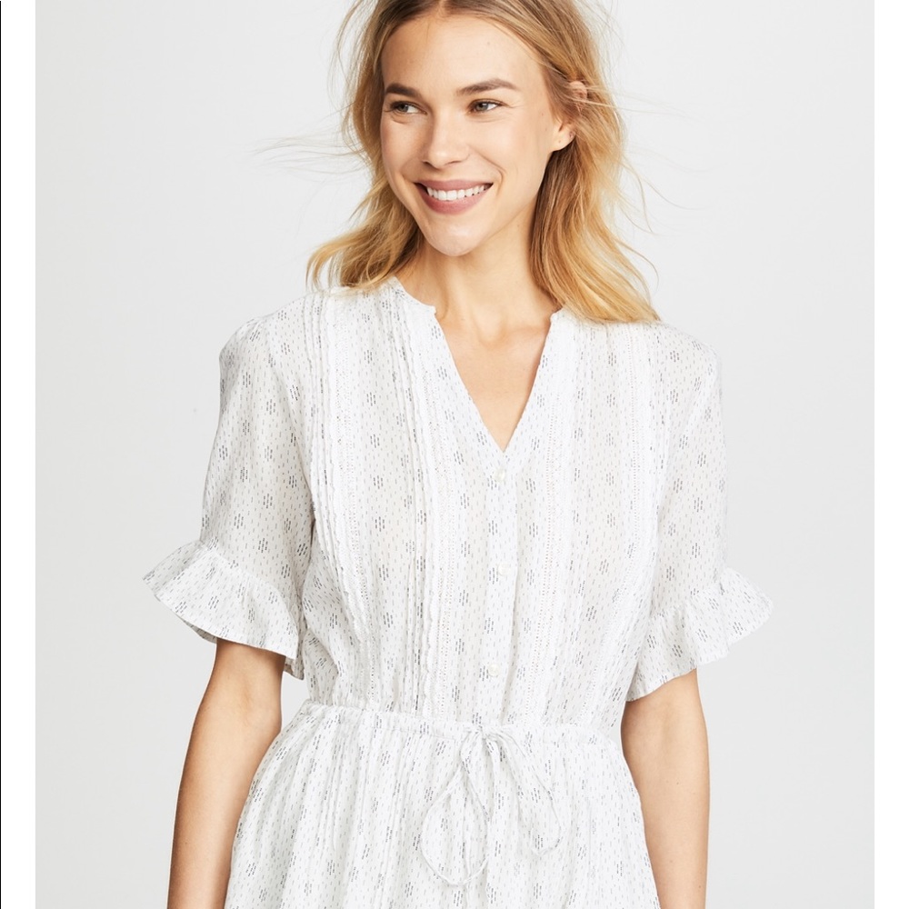 Birds of Paradis Short Ruffle Sleeved Dress